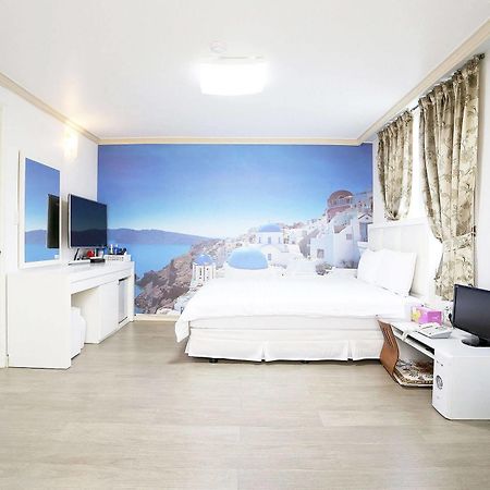 Songrim Motel Сокчхо Екстер'єр фото